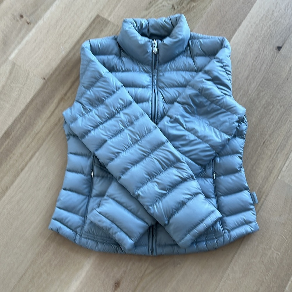 Calvin Klein Down Packable Jacket Lightweight Pre… - image 3